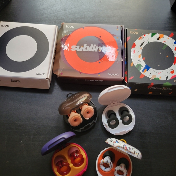 Loop Earplugs Lot - Picture 3 of 3